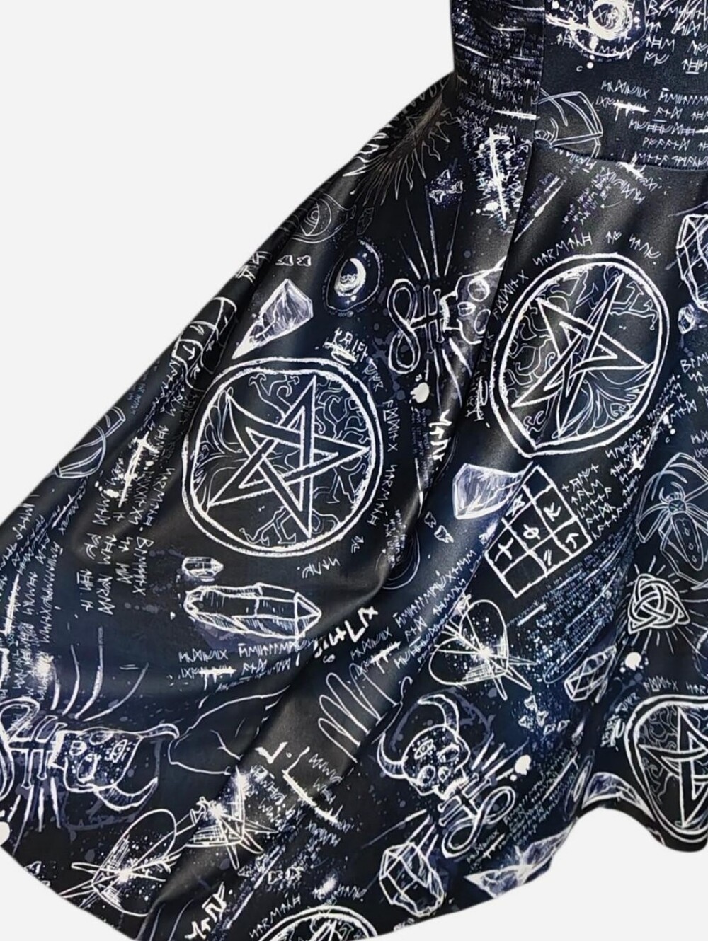 BlackMilk Spellbound Dress - Picture 4 of 10